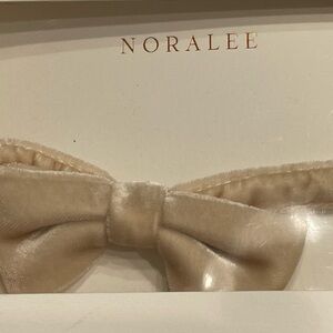 Noralee Boys Ivory Velvet  Bow Tie - NWT